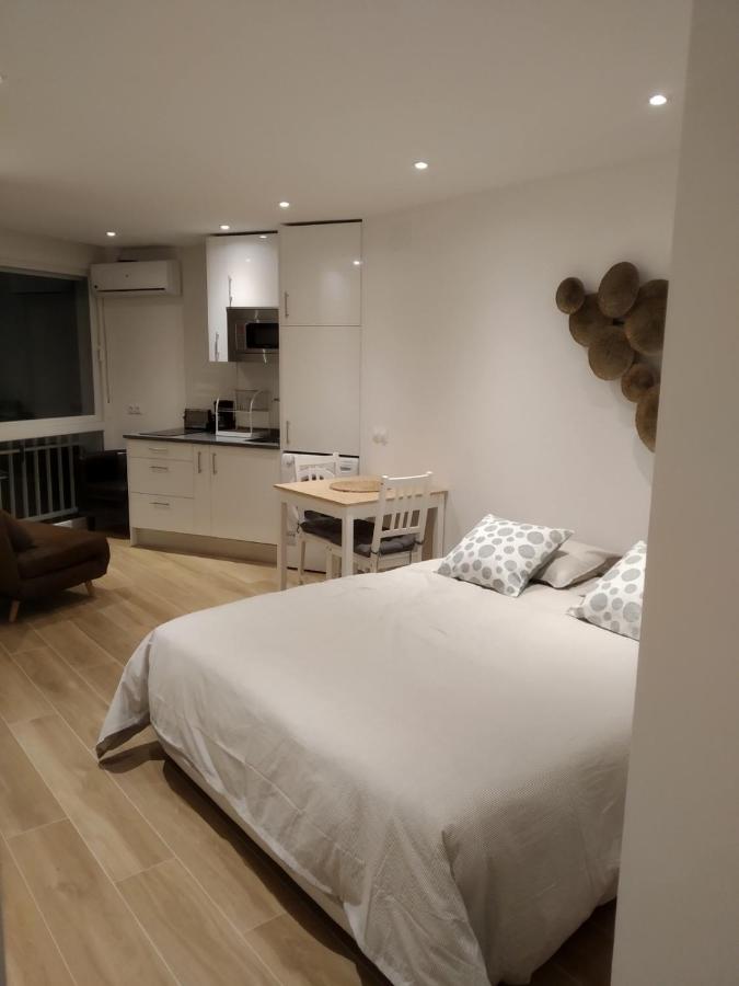 Studio Design by the beach, Benalmádena – Precios ...