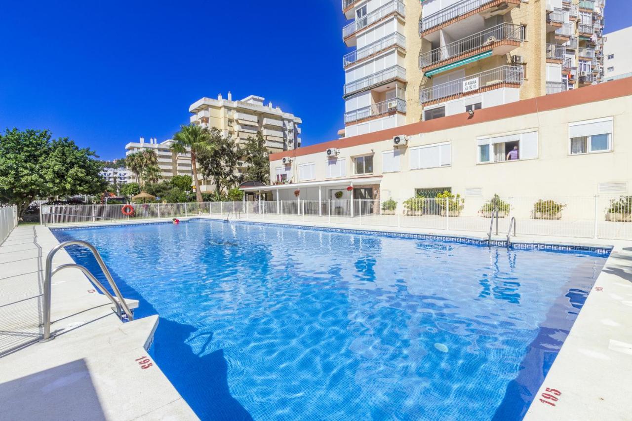 Studio Design by the beach, Benalmádena – Precios ...