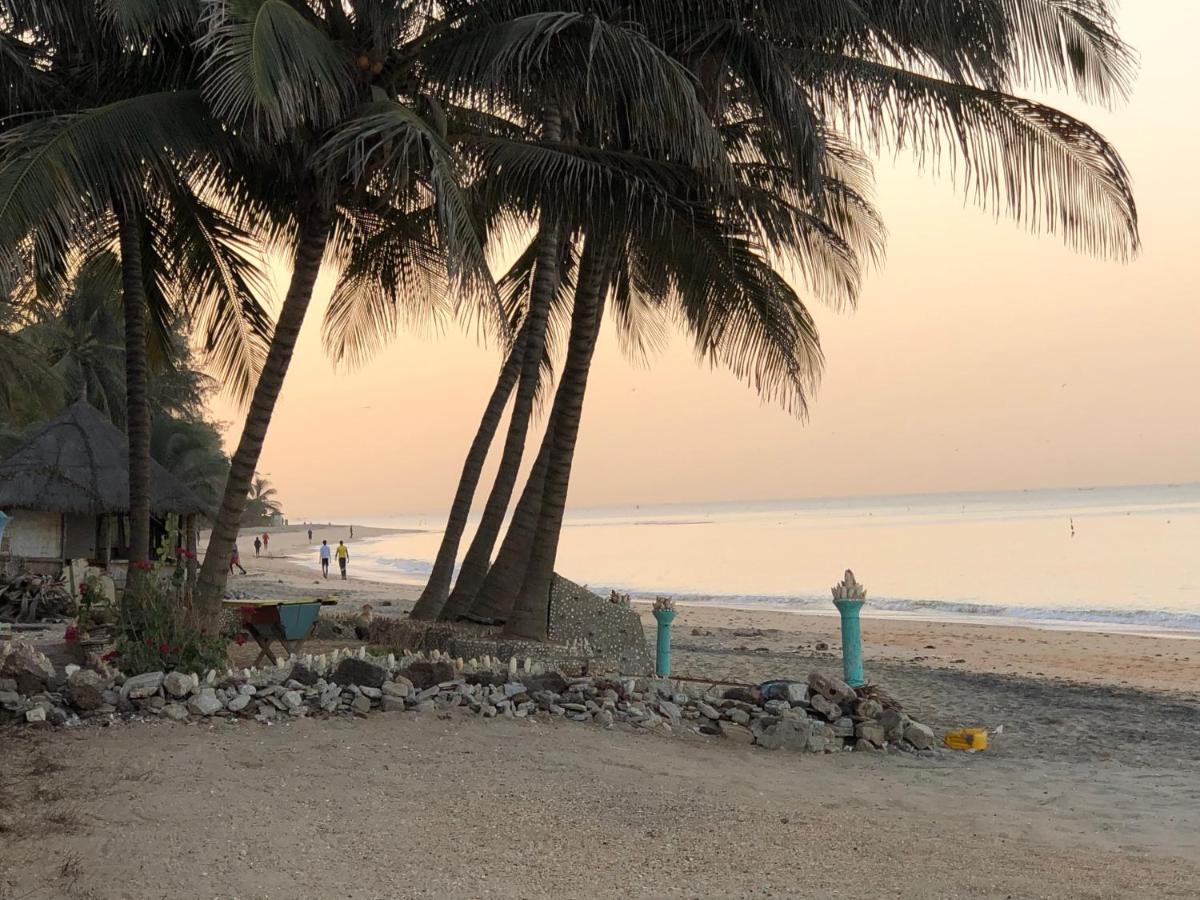 Beach: Auberge Mandé