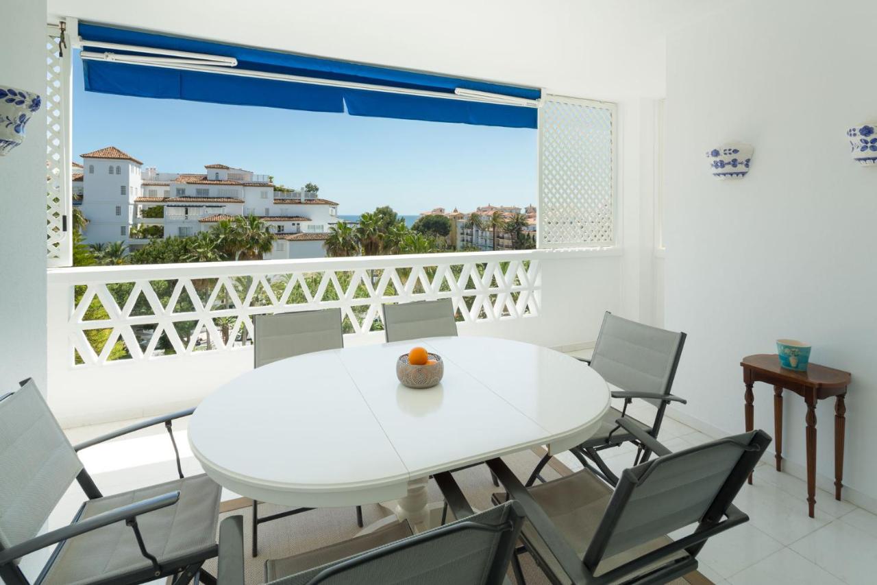 Luxury 5* 3 beds apartment in Playas del Duque, Puerto Banus ...