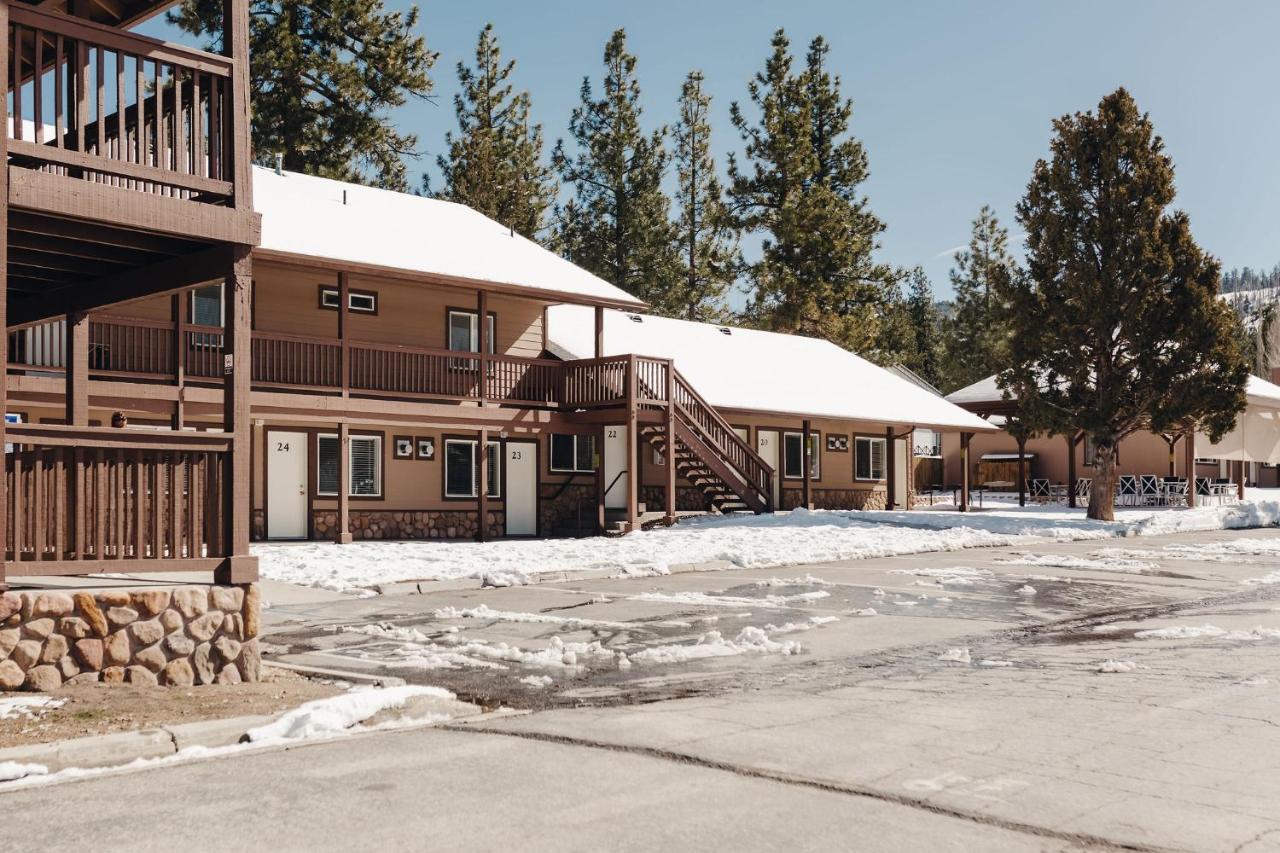 Vintage Lakeside Inn — photo 13