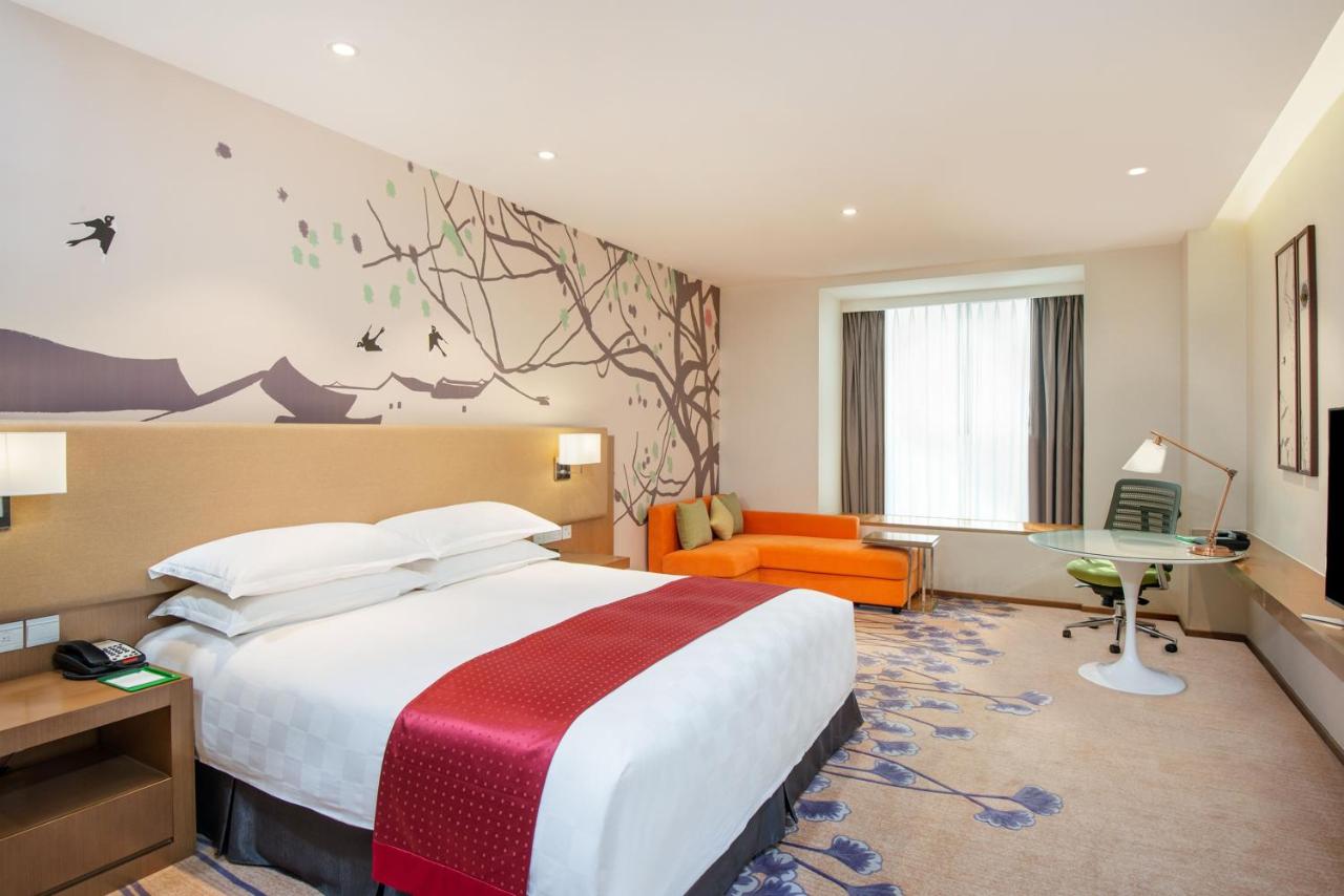 Holiday Inn Chengdu High-Tech Center, an IHG Hotel photo