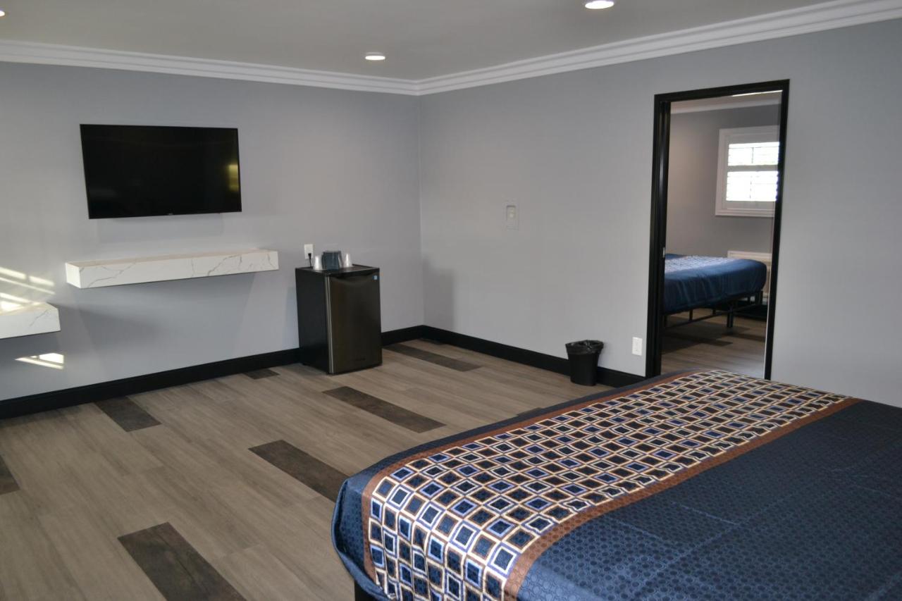 Bell Gardens Inn Los Angeles — photo 19