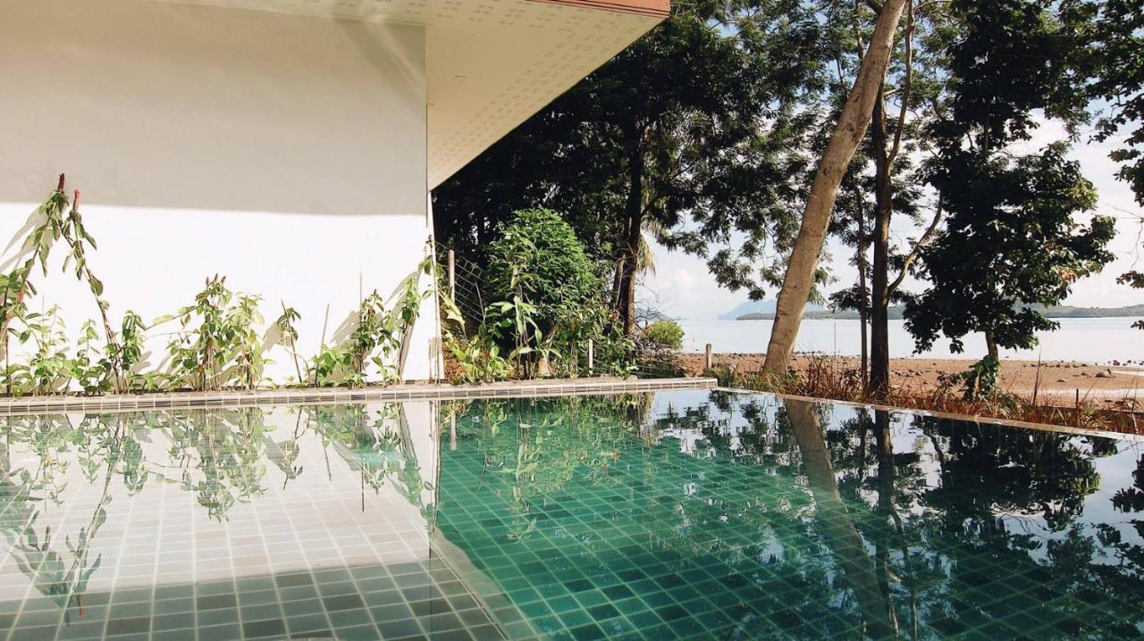 Redrock Lanta Beach Resort & Villas, Ko Lanta, Thailand - Booking.com