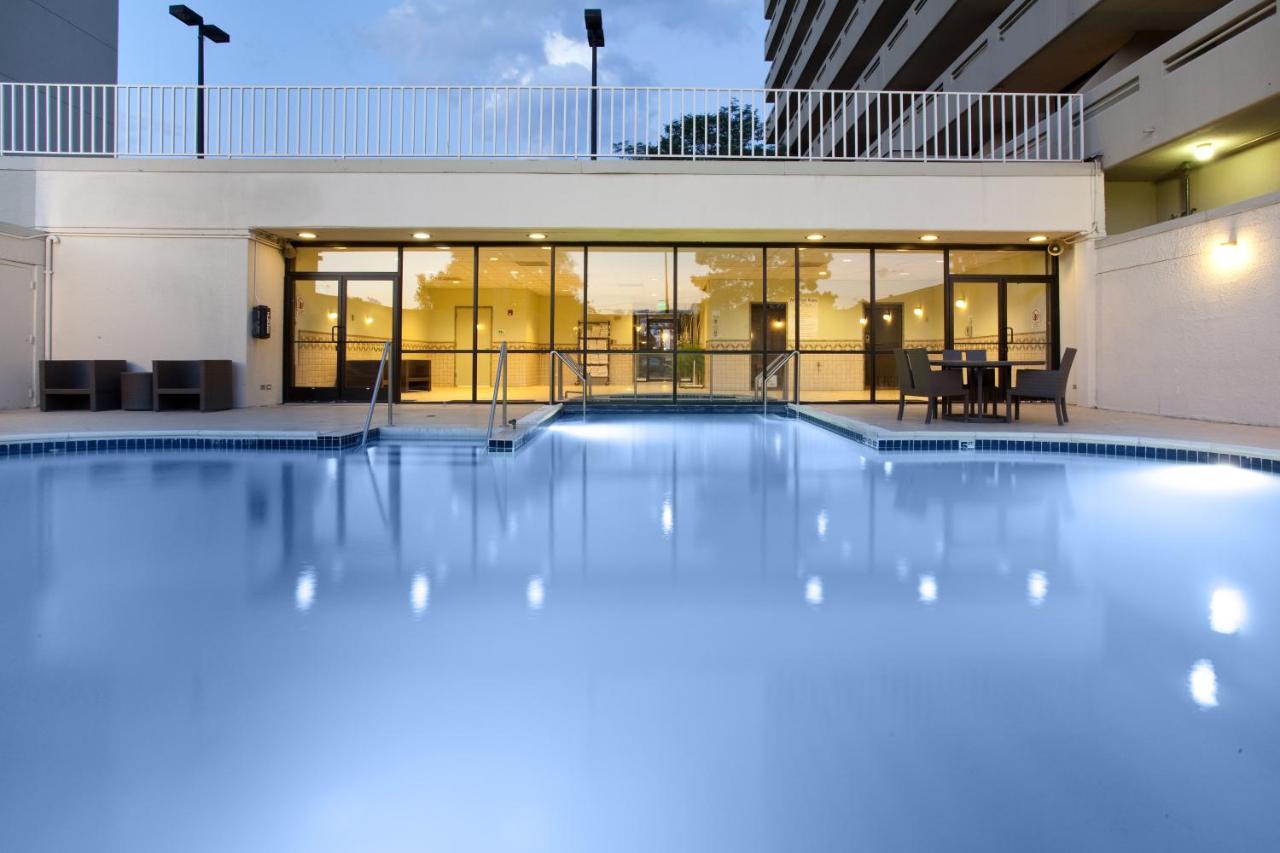 Heated swimming pool: Holiday Inn Denver East, an IHG Hotel
