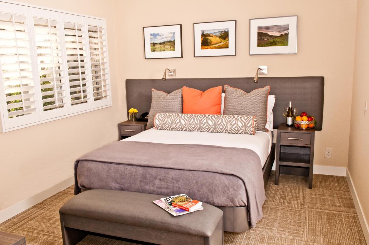 Calistoga Spa Hot Springs - Authentic Hot Springs Spa & Resort — photo 10
