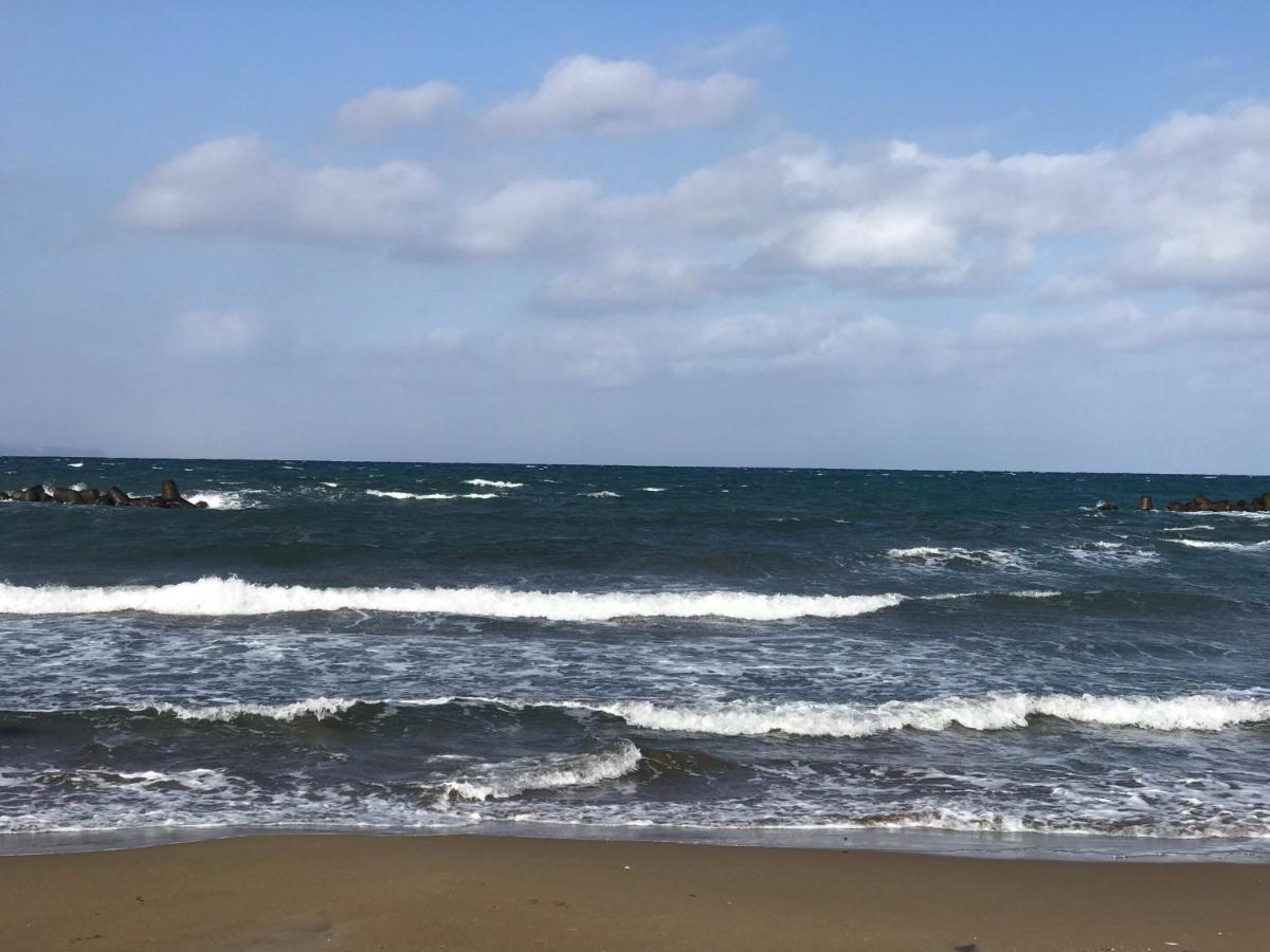Beach: Sakura Garden