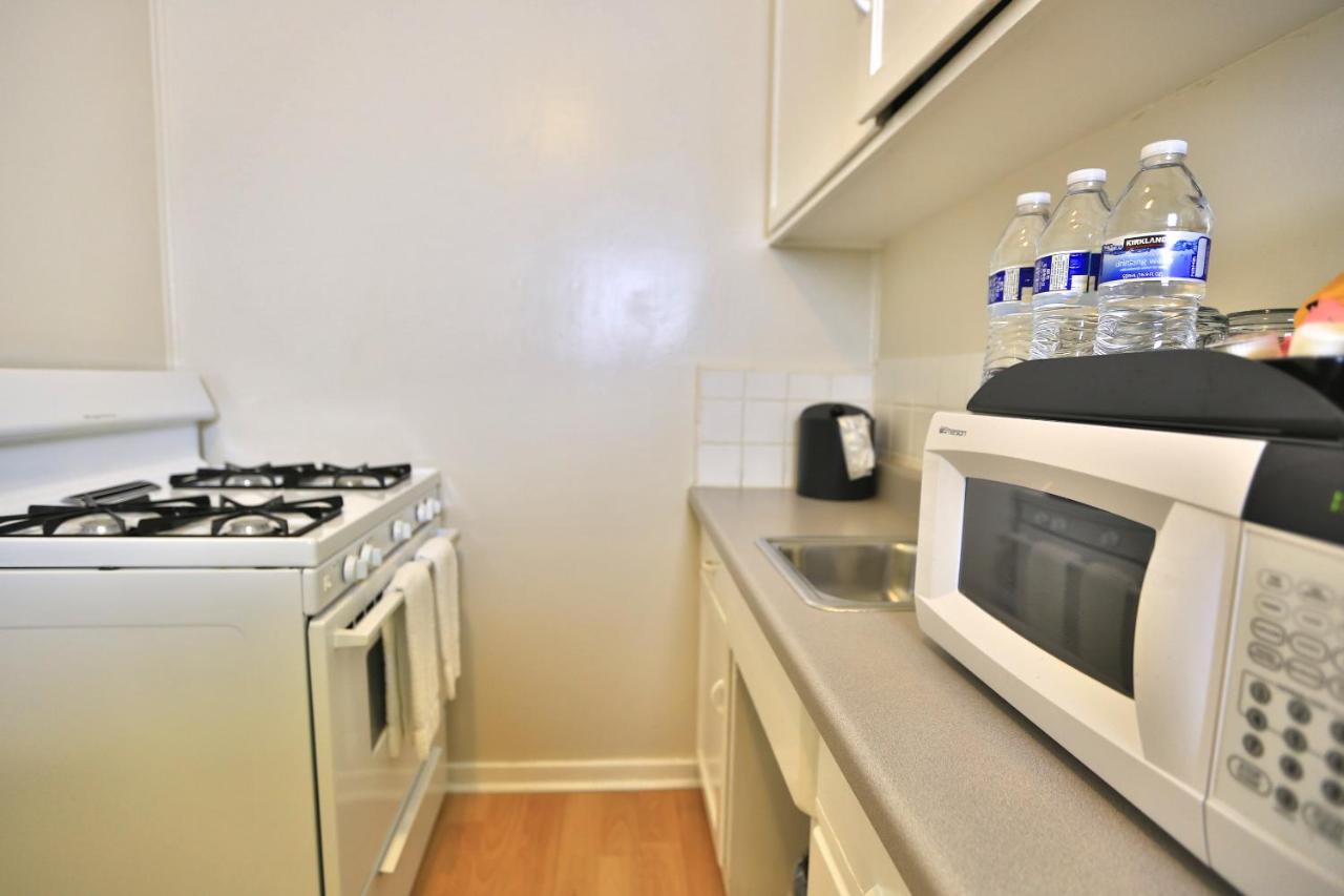 Beach Bungalow Inn and Suites — photo 21