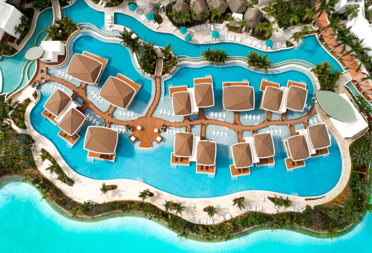 The Guitar Hotel at Seminole Hard Rock — photo 16