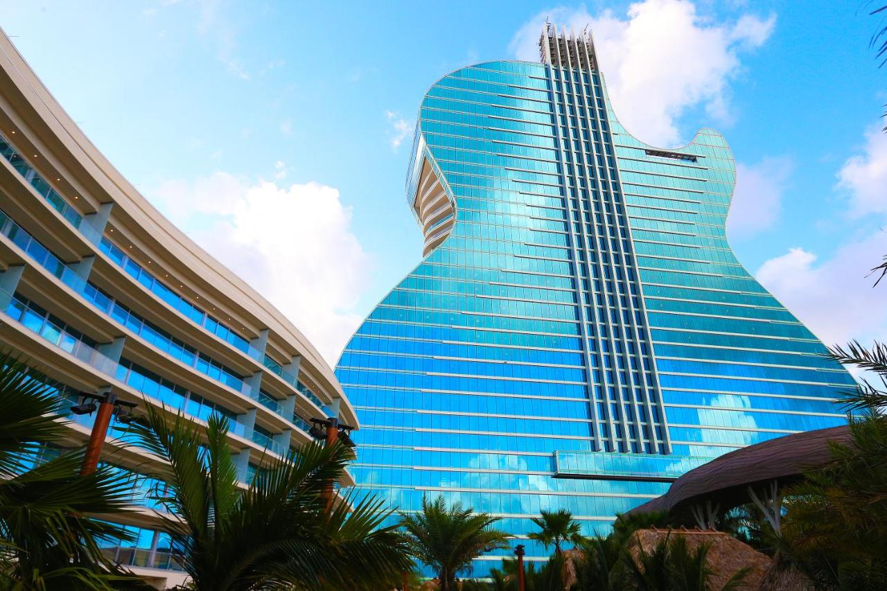 The Guitar Hotel at Seminole Hard Rock — photo 9