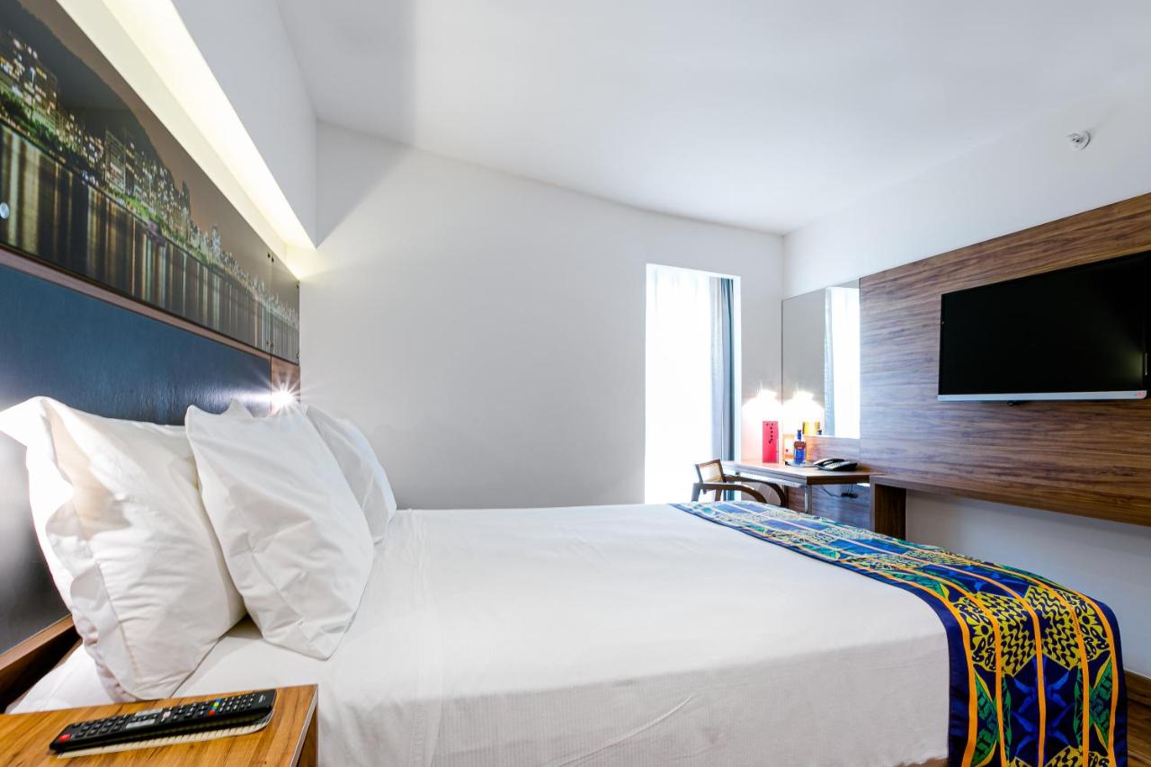 Arena Leme Hotel photo