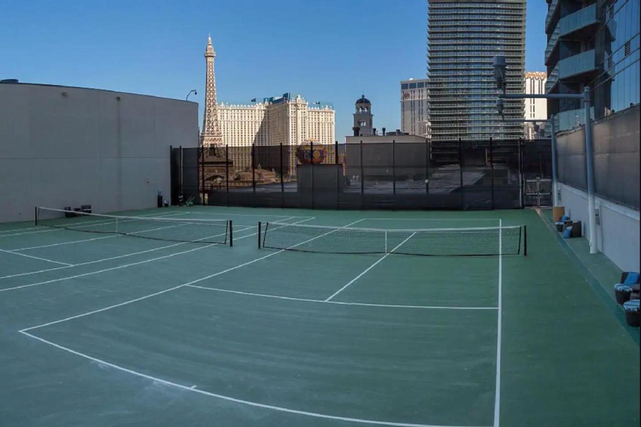 Tennis court: Stay Together Suites on The Strip - 2 Bedroom 1124