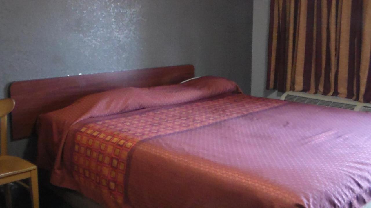Laurel Inn — photo 20