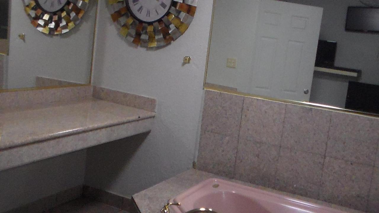 Laurel Inn — photo 10