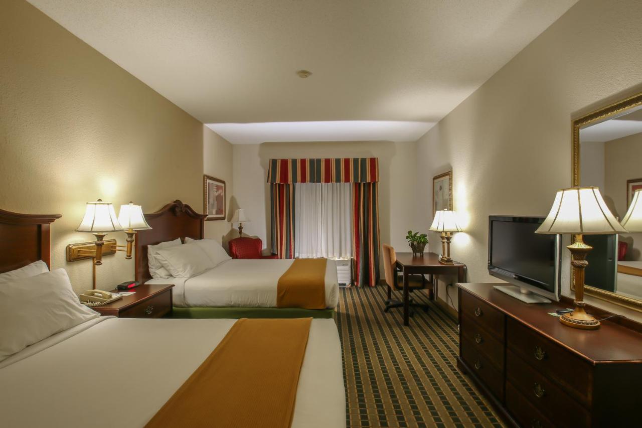 Moncks Corner Inn — photo 10
