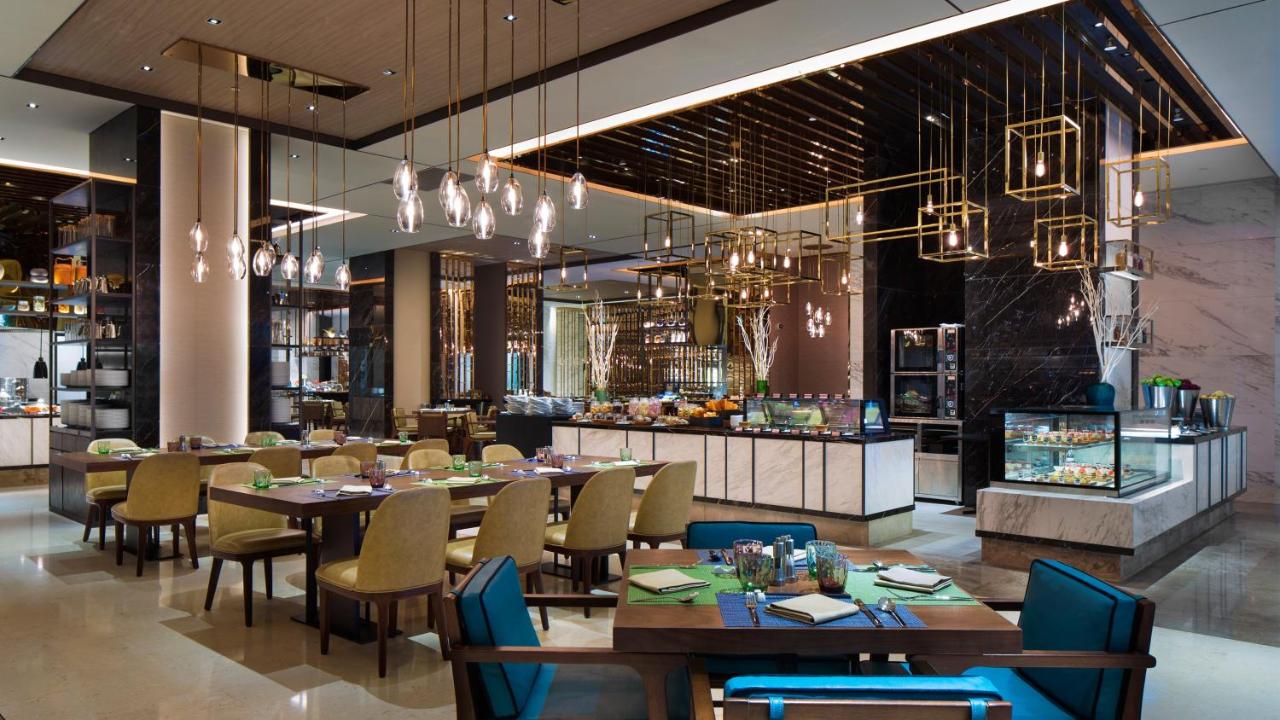 InterContinental Shanghai Hongqiao NECC, an IHG Hotel photo