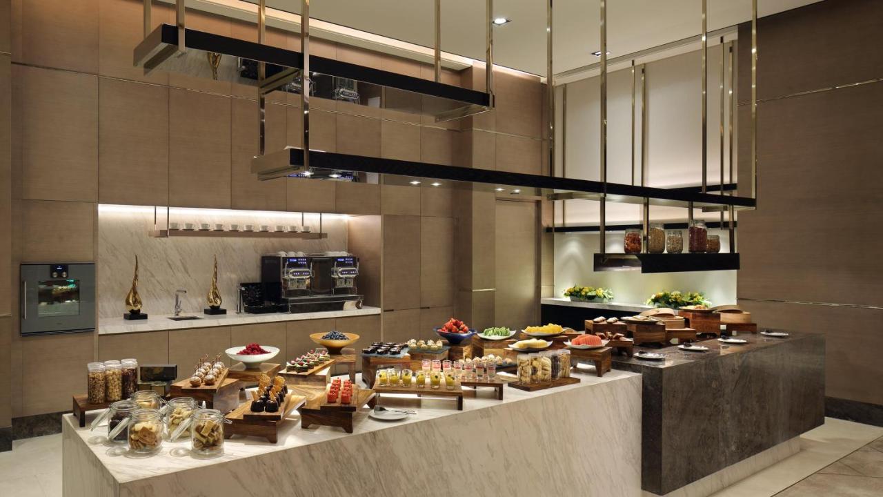InterContinental Shanghai Hongqiao NECC, an IHG Hotel photo