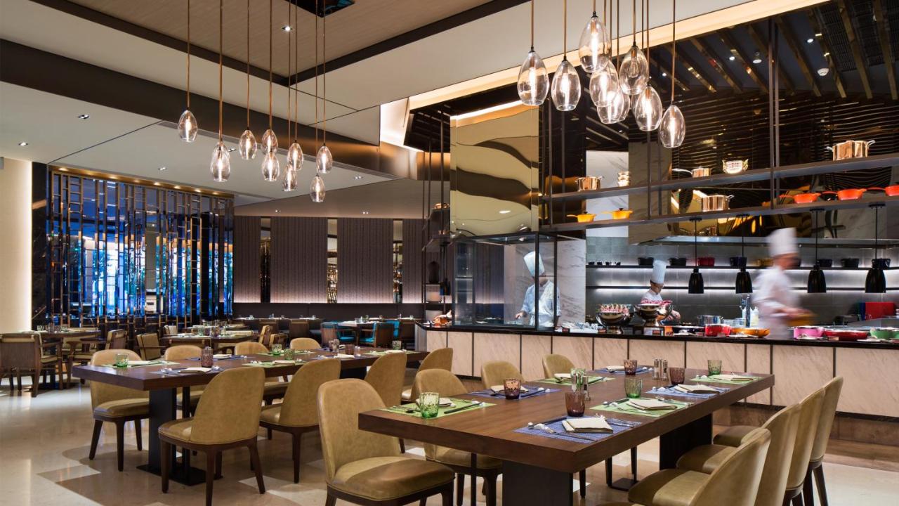 InterContinental Shanghai Hongqiao NECC, an IHG Hotel photo
