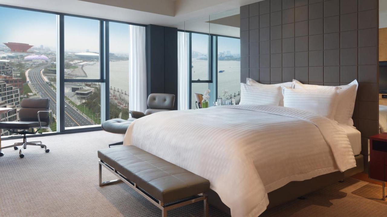 InterContinental Shanghai Expo, an IHG Hotel photo