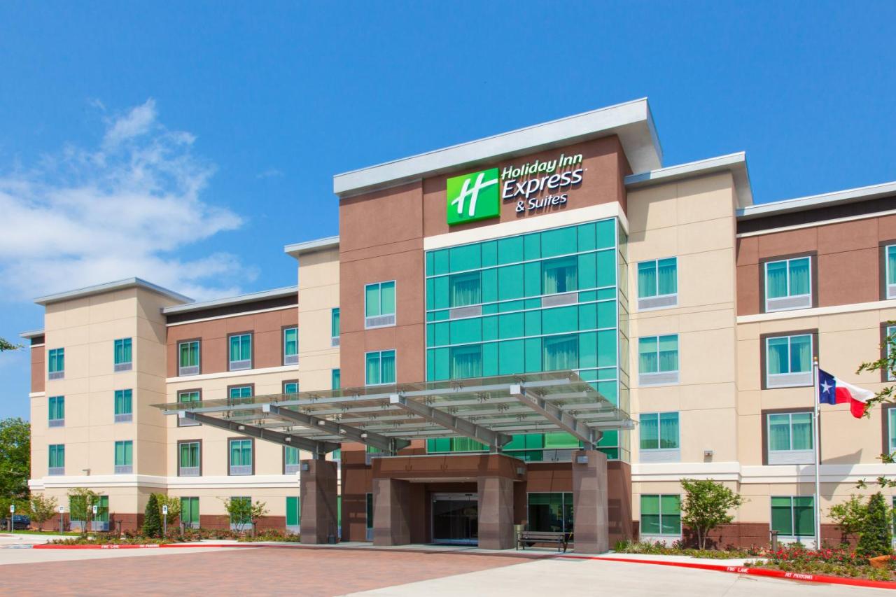Holiday Inn Express & Suites Houston SW - Medical Ctr Area, an IHG Hotel