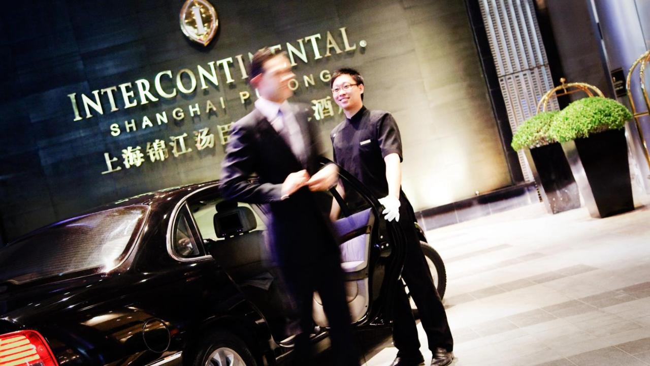 InterContinental Shanghai Pudong, an IHG Hotel photo