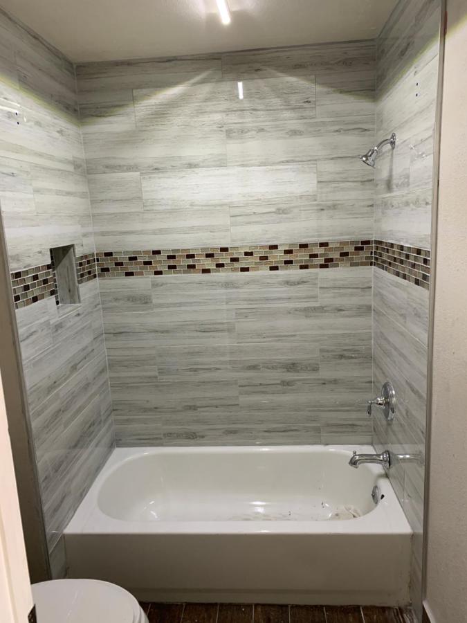 SouthTown S.A. Inn — photo 15