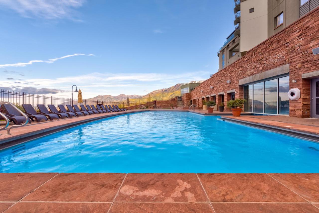 The Peaks Resort and Spa — photo 4