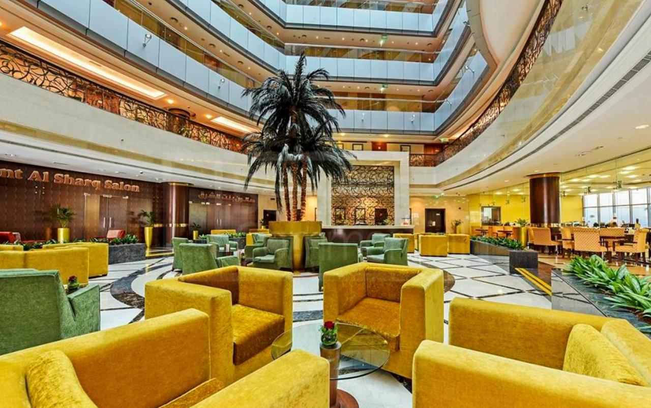 City Seasons Hotel Dubai photo