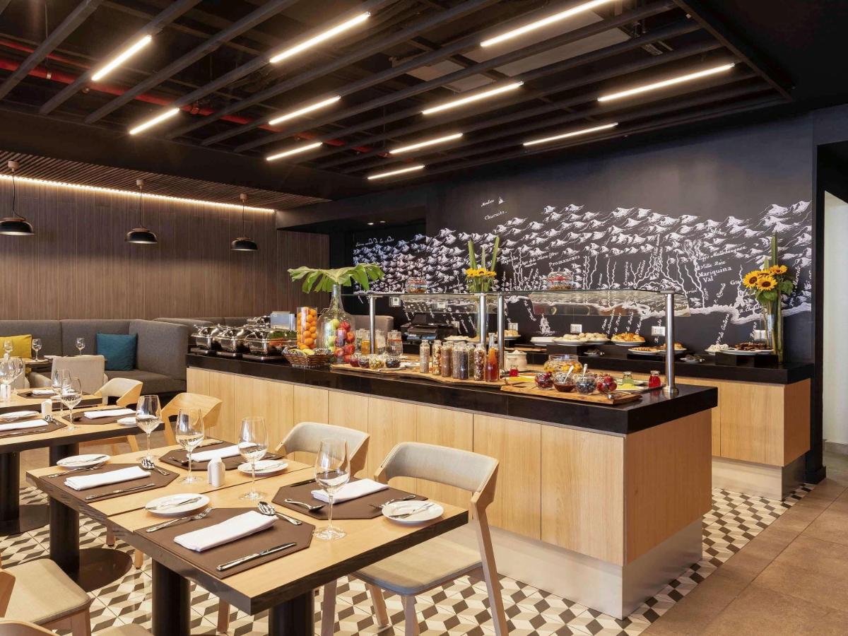 Novotel Santiago Providencia photo
