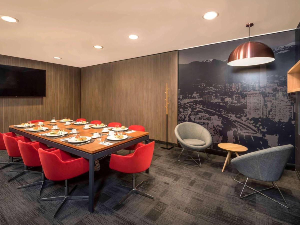 Novotel Santiago Providencia photo