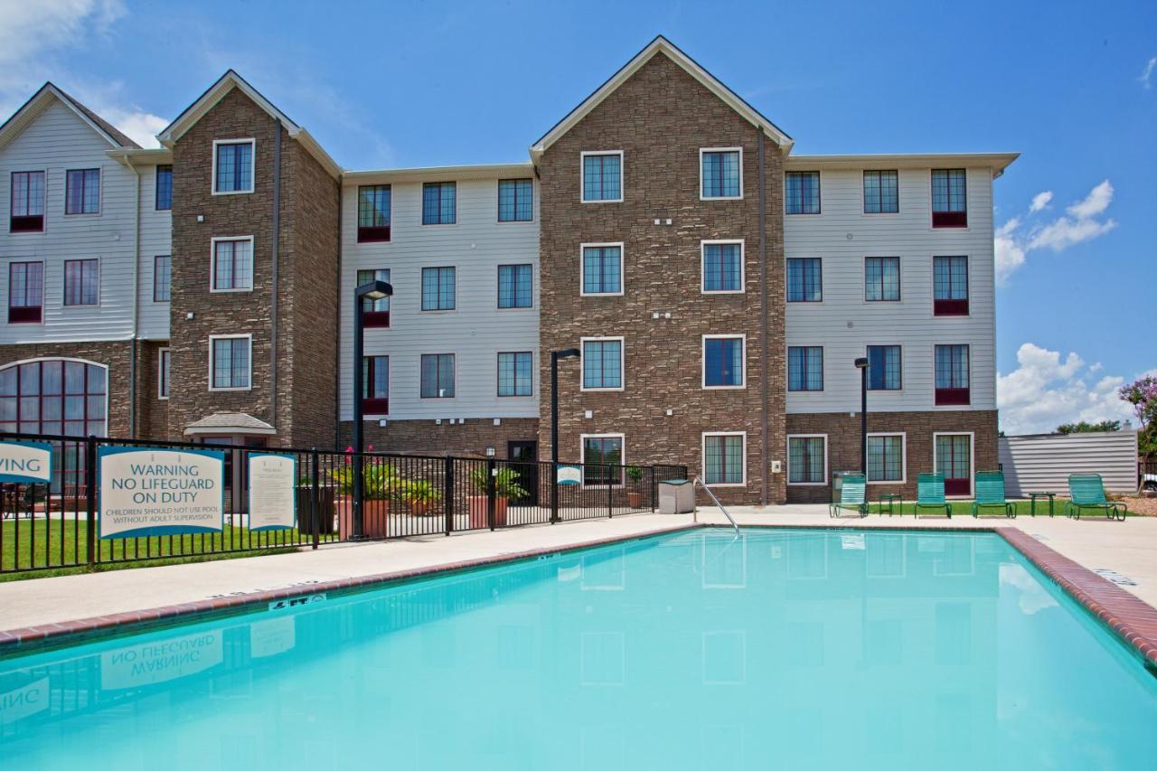Heated swimming pool: Staybridge Suites Houston - Willowbrook, an IHG Hotel