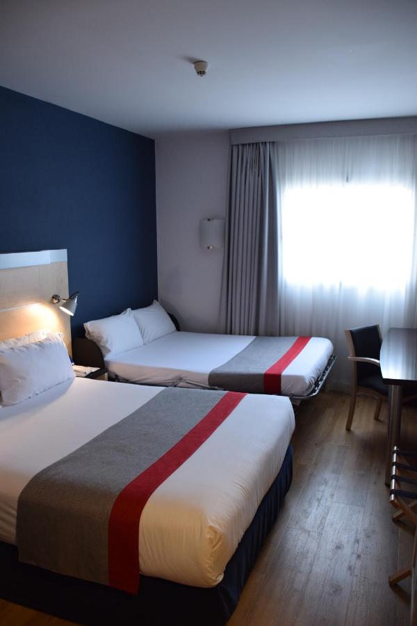 Hotel Holiday Inn Express Madrid-Rivas, an IHG Hotel, Rivas ...