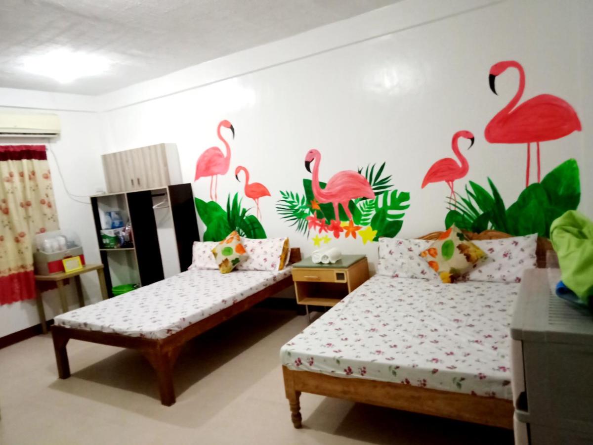 Фото Flamingo Room - Fan Only at Casa Bolo - 15mins to Hundred Island