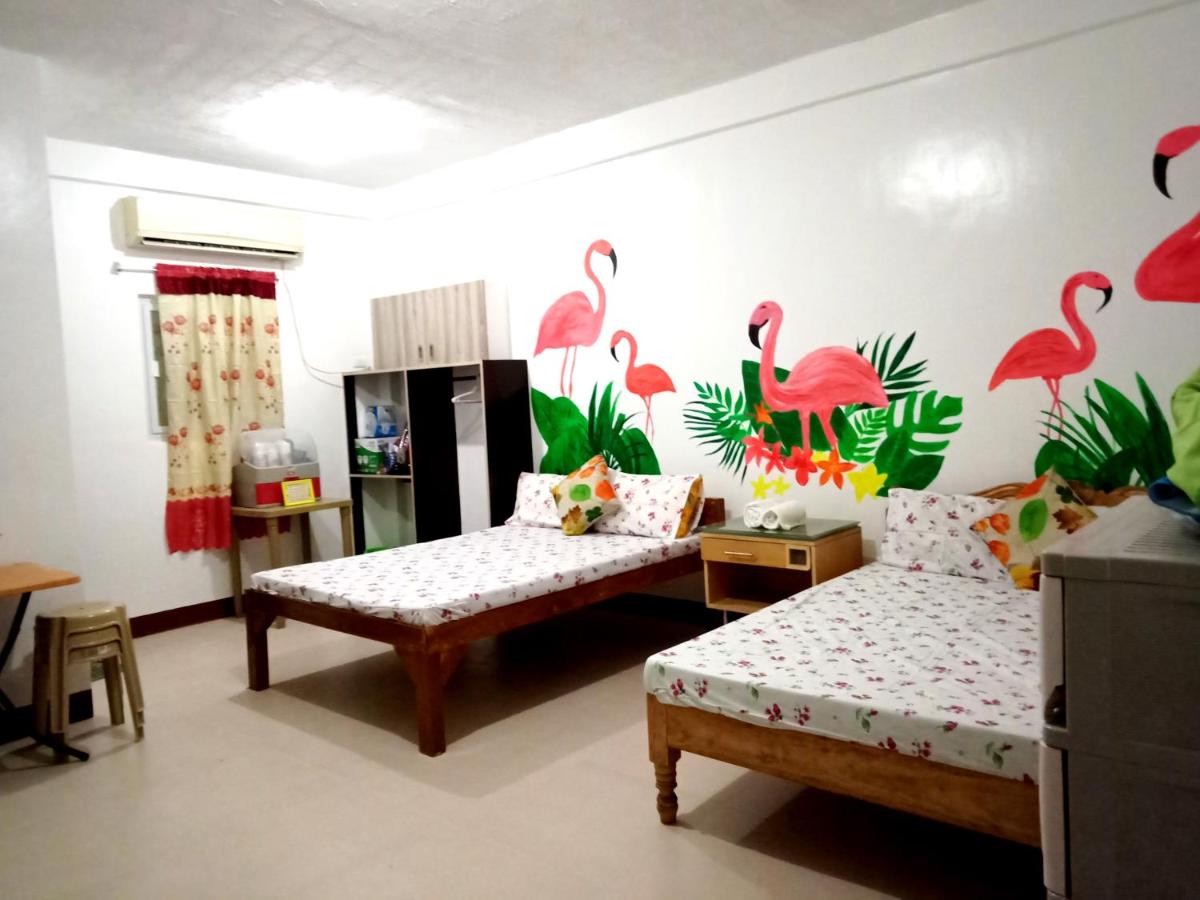 Фото Flamingo Room - Fan Only at Casa Bolo - 15mins to Hundred Island