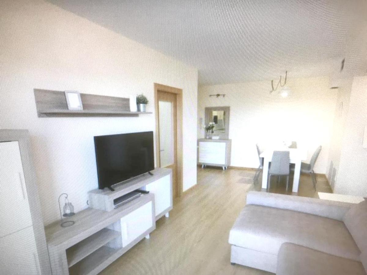 2 bedrooms appartement with lake view shared pool and ...