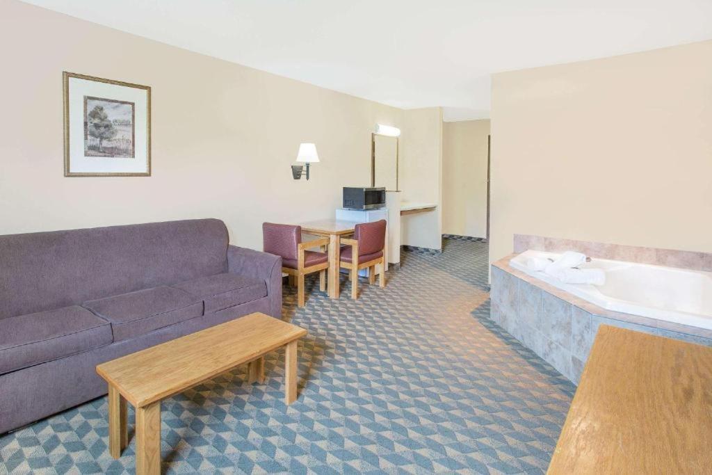 Darlington Inn — photo 8