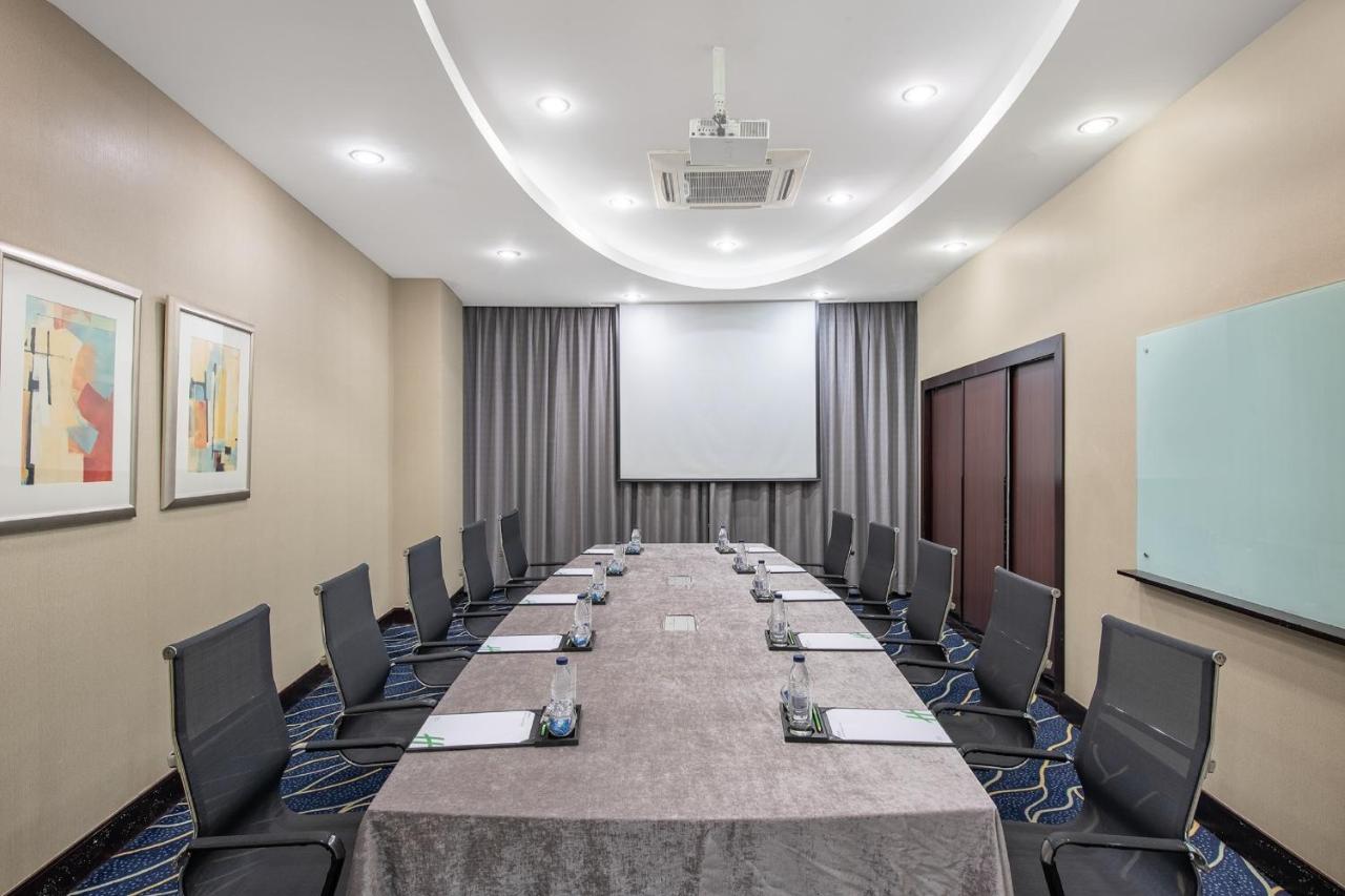 Holiday Inn Beijing Chang An West, an IHG Hotel photo