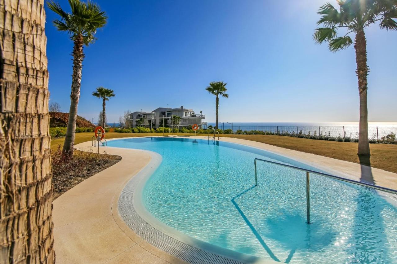 Apartment Luxury penthouse with Jacuzzi and Seaviews ...