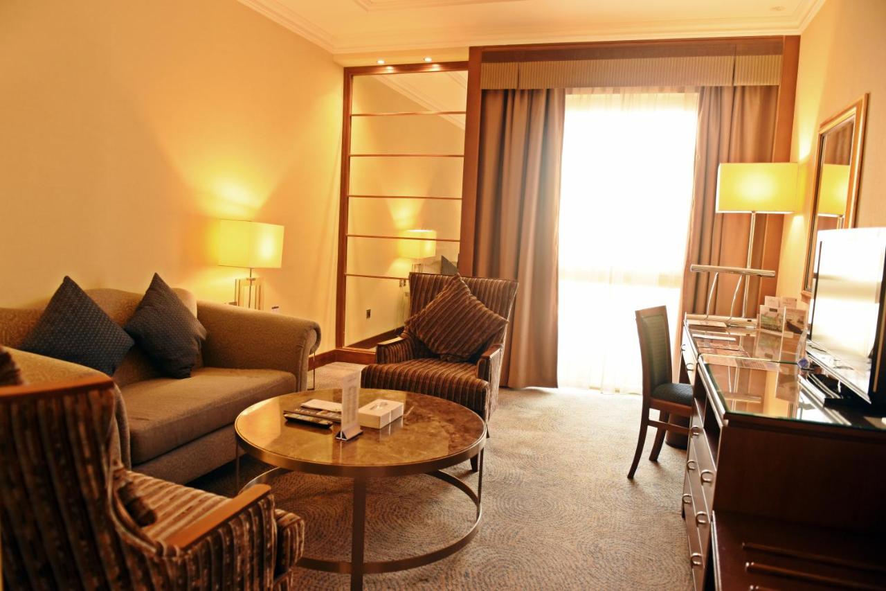 Golden Tulip Bahrain photo