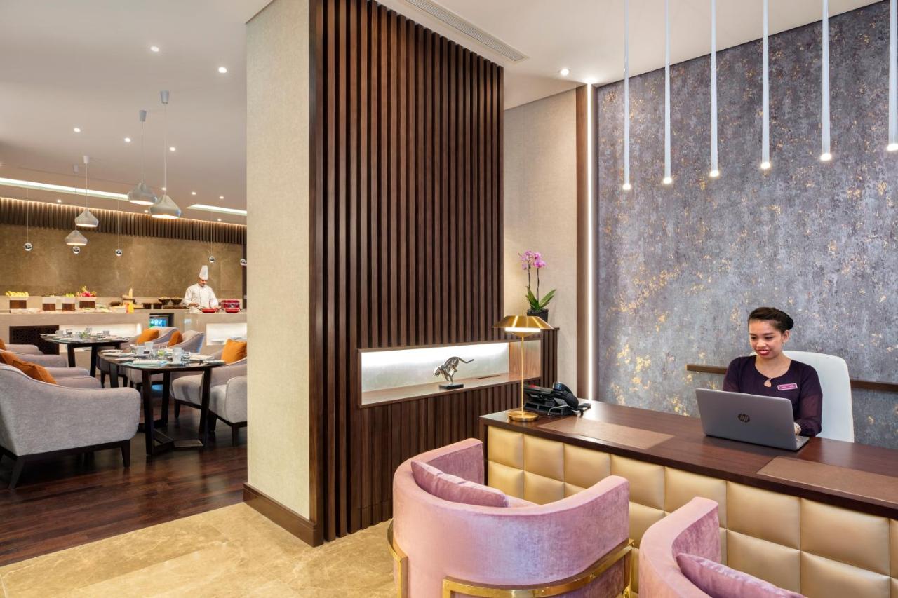Crowne Plaza Bahrain, an IHG Hotel photo