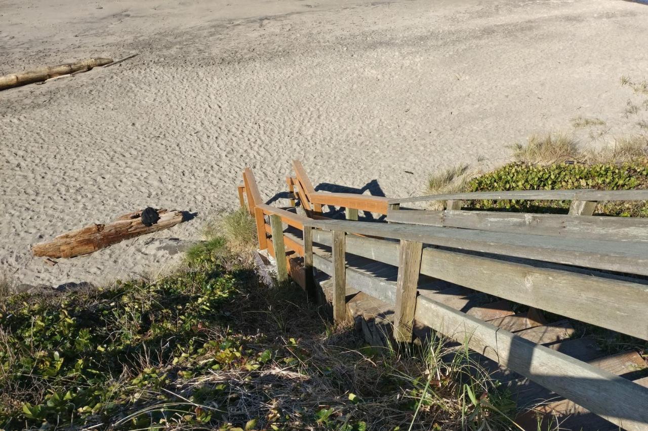 Sailor Jack Oceanfront Motel — photo 14