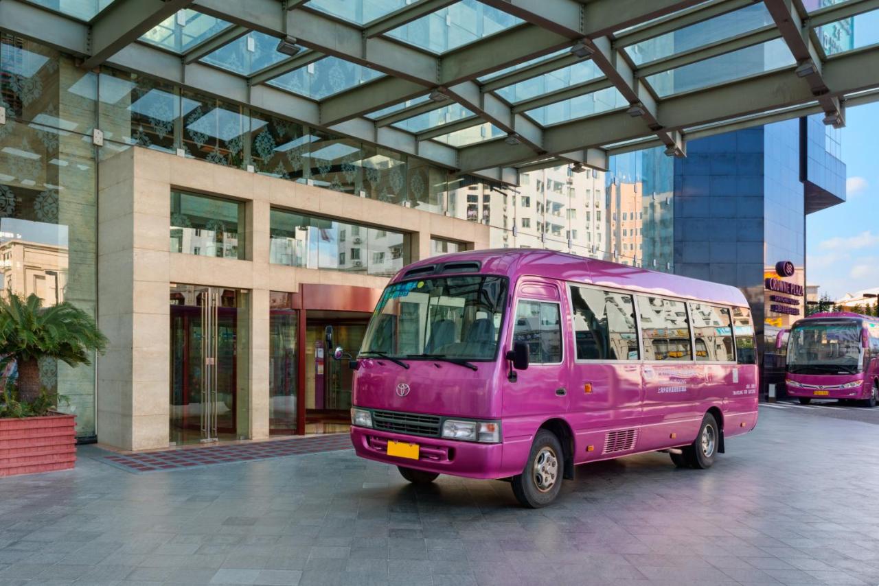 Crowne Plaza Shanghai Pudong, an IHG Hotel photo