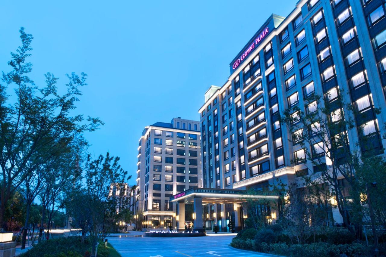 Crowne Plaza Shanghai Pujiang, an IHG Hotel photo