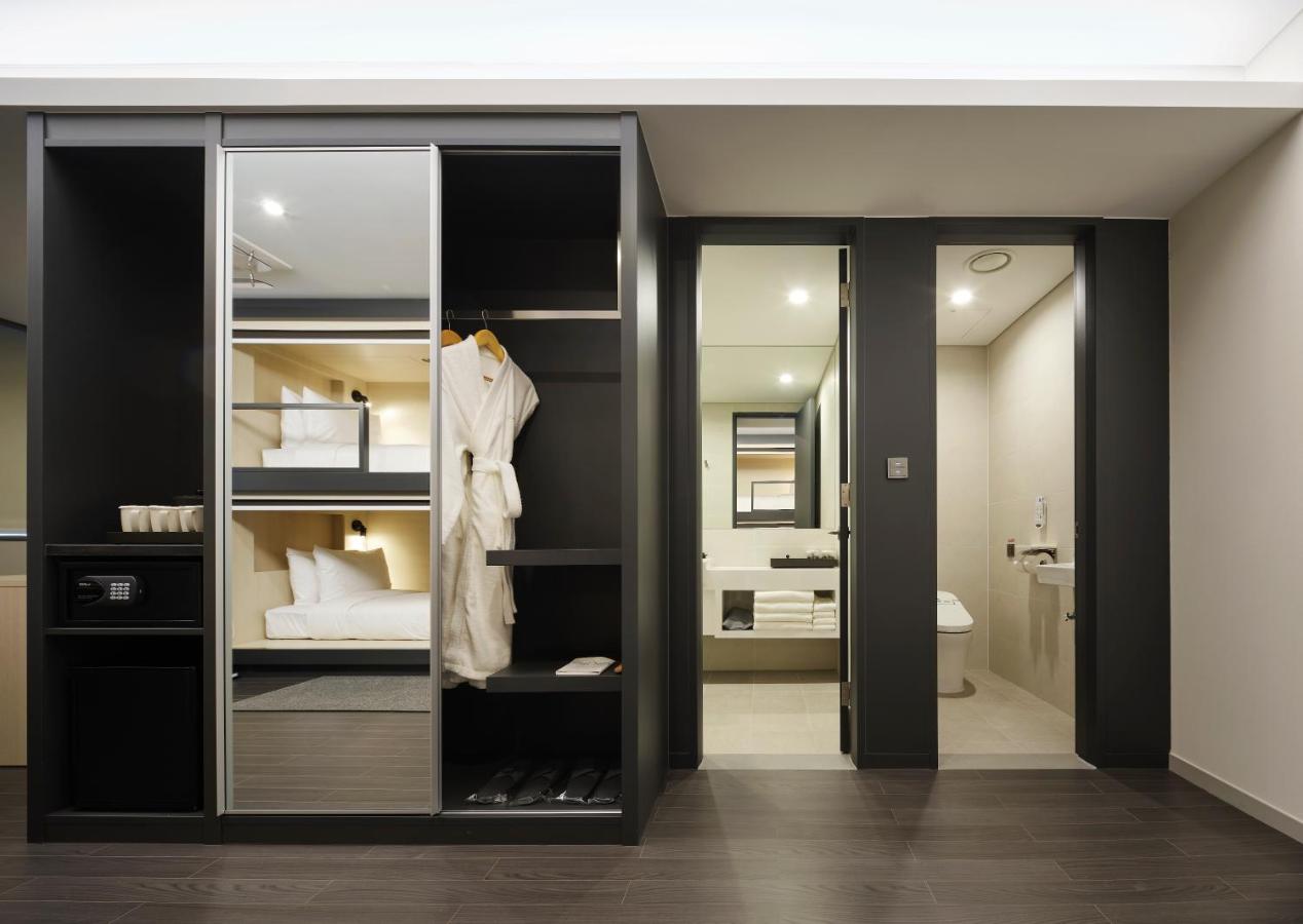 Nine Tree by Parnas Seoul Dongdaemun - 3