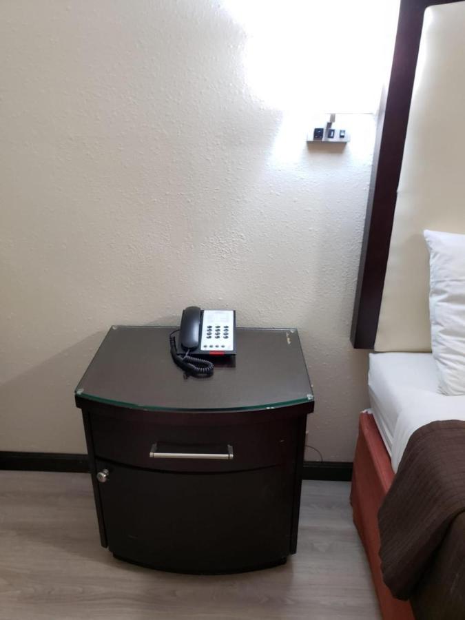 Value Inn & Suites Salina — photo 13