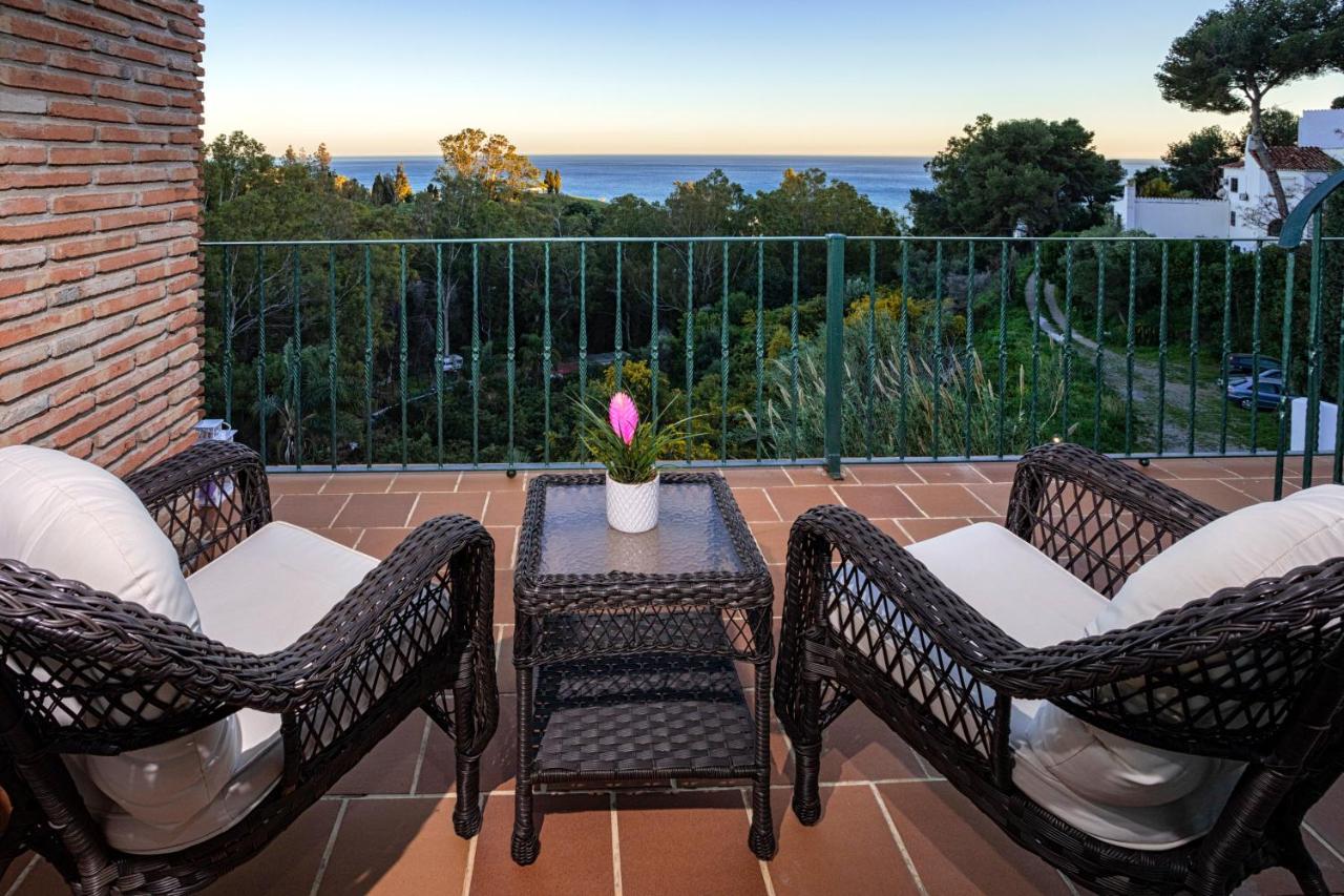 Luxury villa with sea views - heated pool - jacuzzi ...