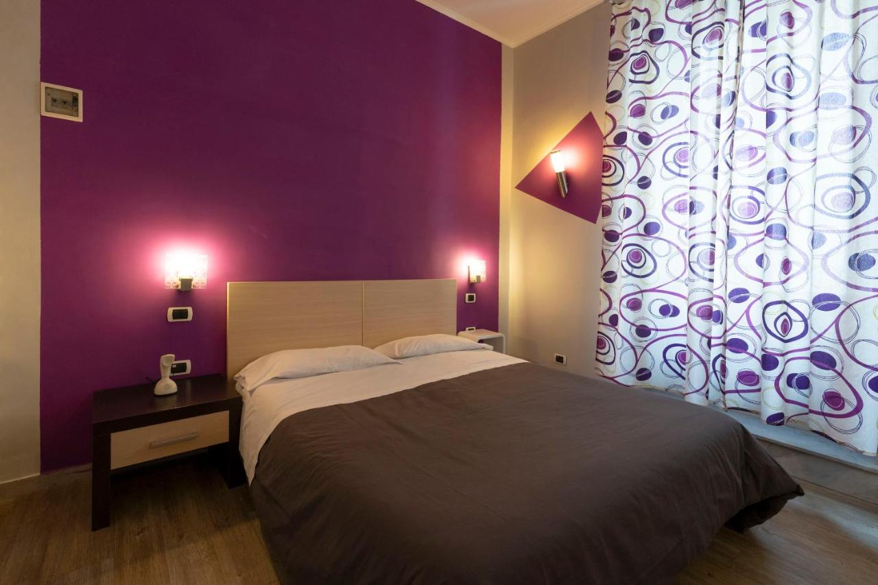 H ROOMS BOUTIQUE HOTEL - Laterooms
