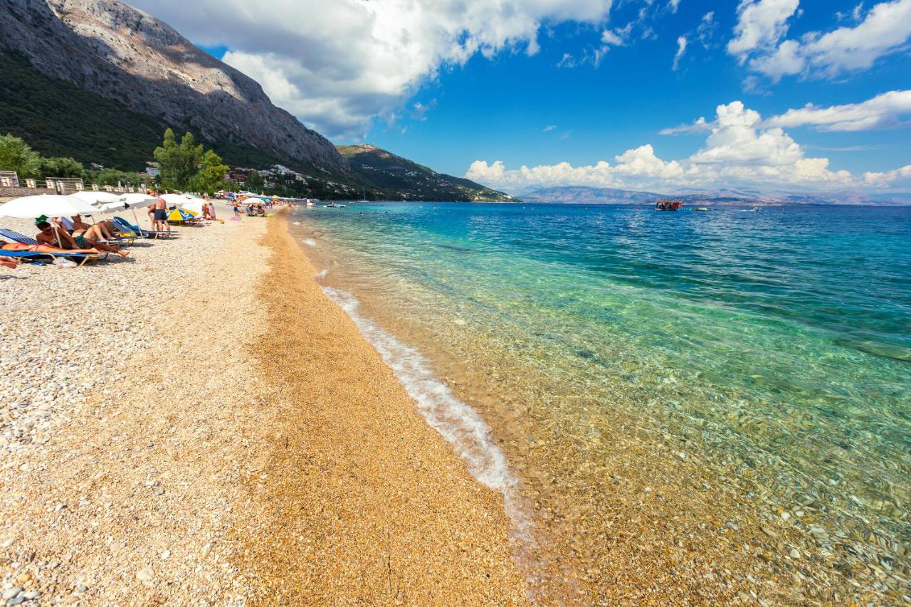 Hotel, plaża: Jackie On The Beach Corfu Retreat