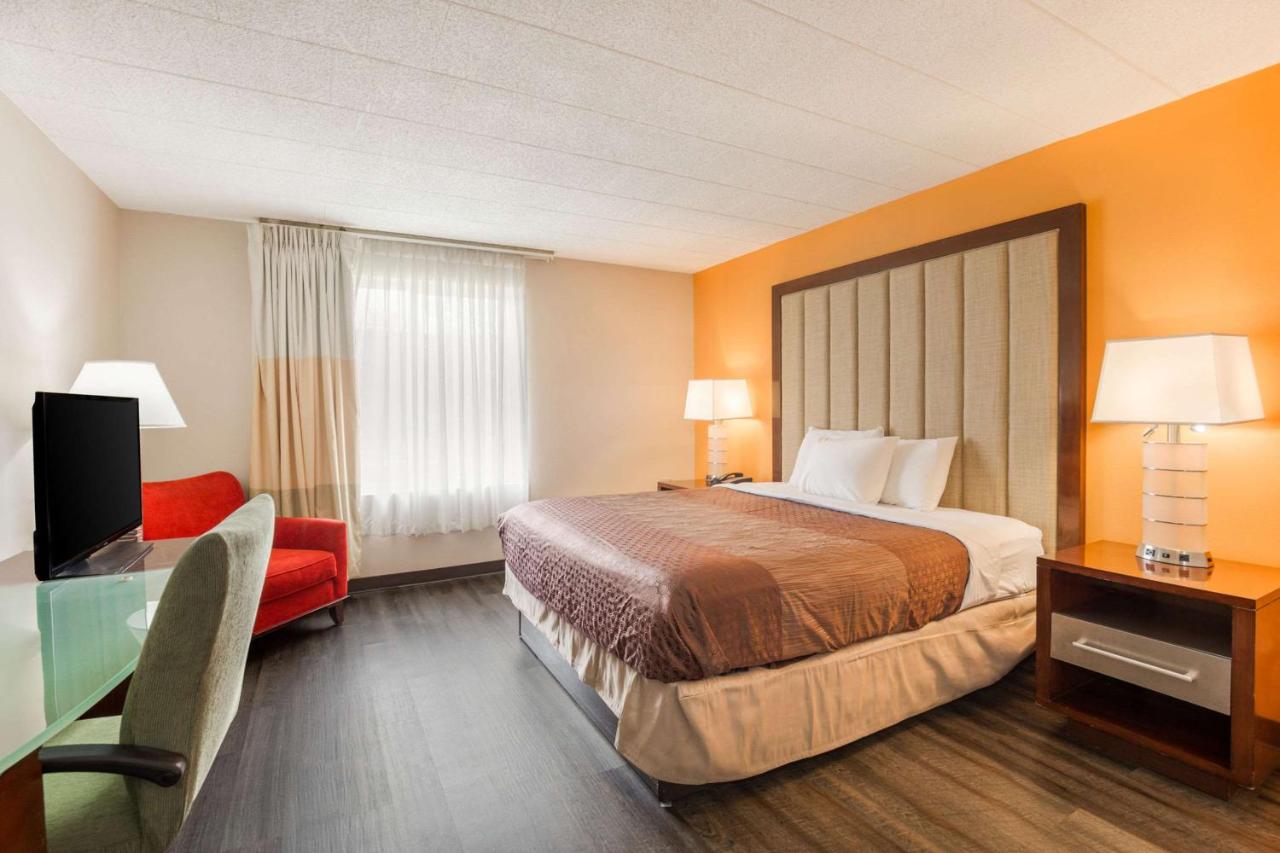 Fairmount Inn & Suites - Stroudsburg — photo 8