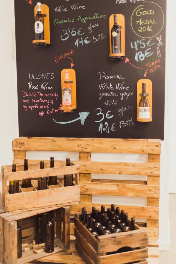 Hostal Live Barcelona - 4